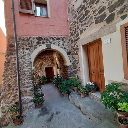 Le Luci Del Castello * Castelsardo