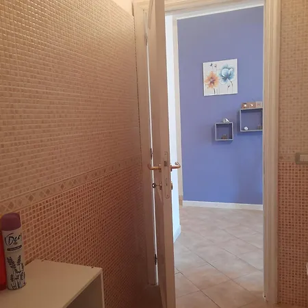 Le Luci Del Castello كاستيلساردو